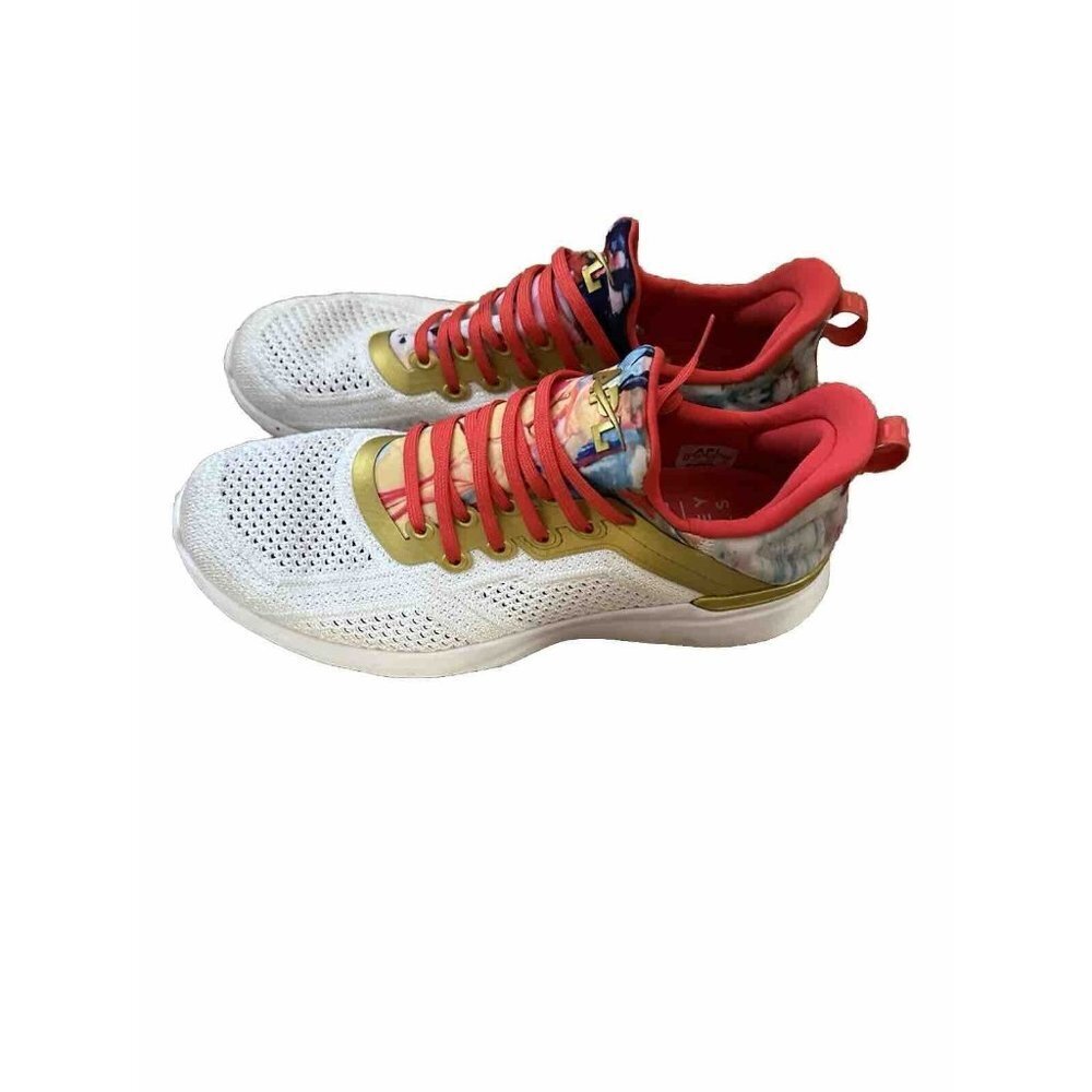 APL Kelsey Wells Limited Edition Techloom Tracer Knit Sneakers Pink White 9.5